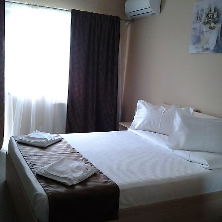 Năvodari Hostel Nova Route מראה חיצוני תמונה