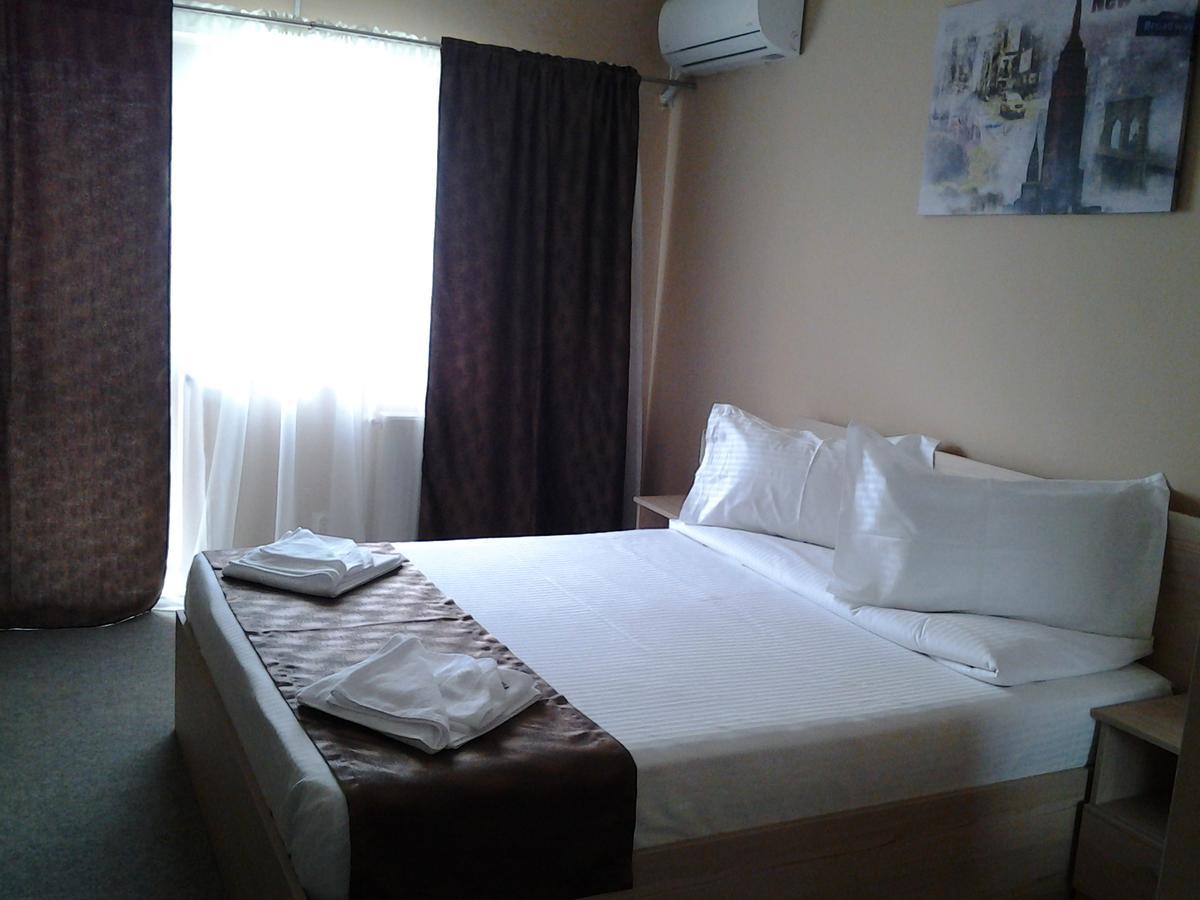 Năvodari Hostel Nova Route מראה חיצוני תמונה