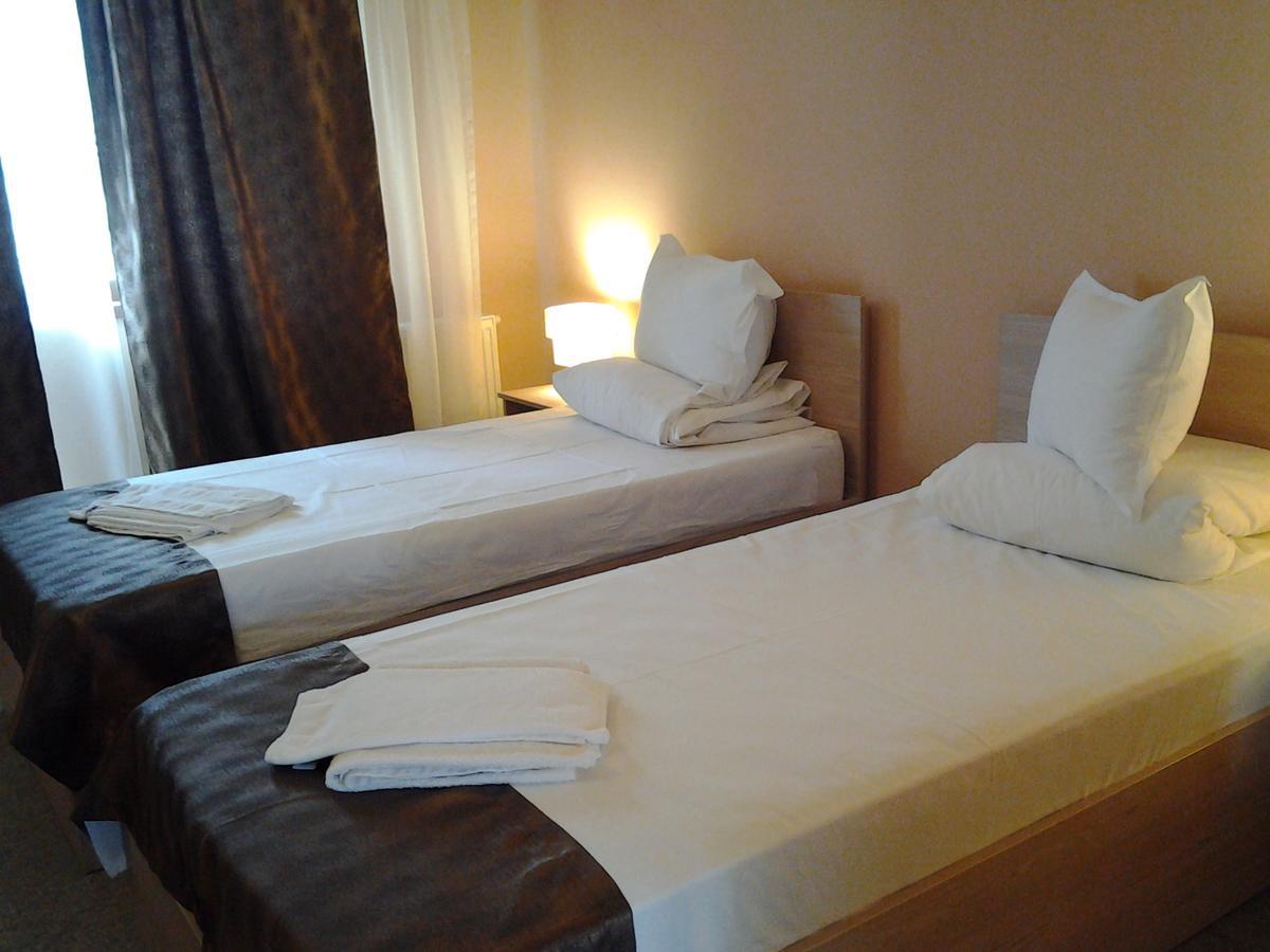 Năvodari Hostel Nova Route מראה חיצוני תמונה