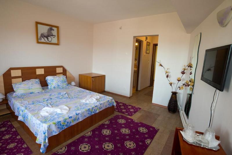 Năvodari Hostel Nova Route מראה חיצוני תמונה