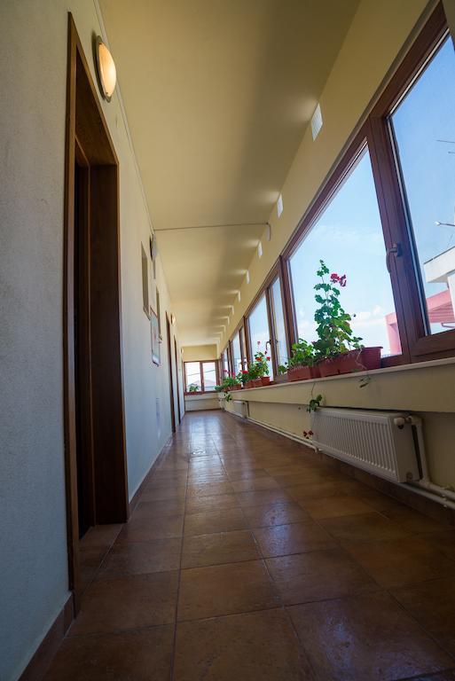 Năvodari Hostel Nova Route מראה חיצוני תמונה