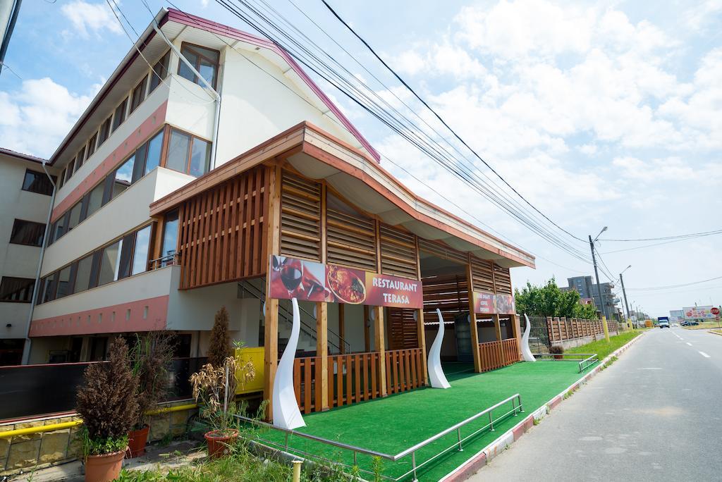Năvodari Hostel Nova Route מראה חיצוני תמונה